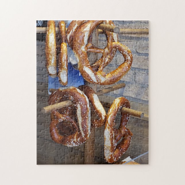 Puzzle Pretzel, please! Puzzle, 11" x 14", 252 pieces (Vertical)