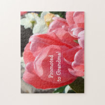 Promovido a la abuela desconcierta la invitación