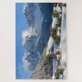 Puzzle Pueblo de las dolomías en la nieve en invierno