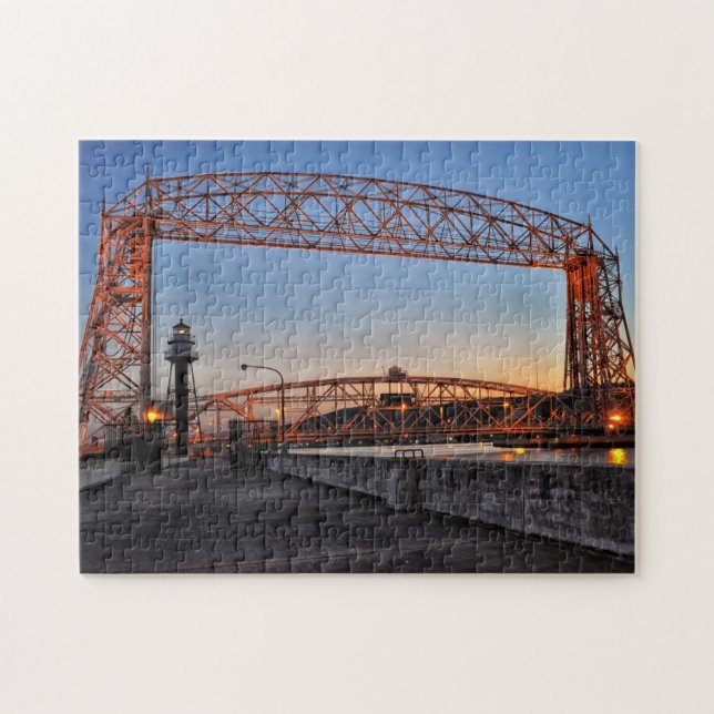 Puzzle Puente de elevadores aéreos y faro Duluth Minnesot (Horizontal)