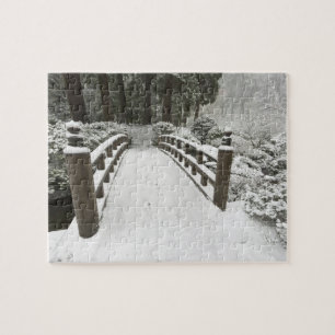 Puzzle Puente lunar cubierto de nieve, Jardín Japonés