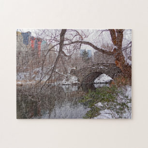 Puzzle Puente sobre aguas tranquilas en Central Park.