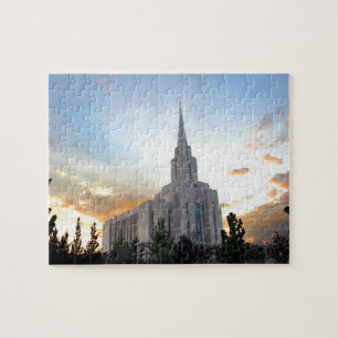 Puzzle Puesta de sol del templo de La Iglesia de Jesucris