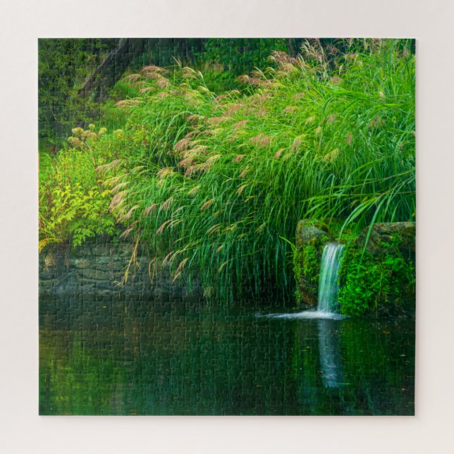 Puzzle Quietud Esmeralda junto a las Caídas del Jardín (Vertical)