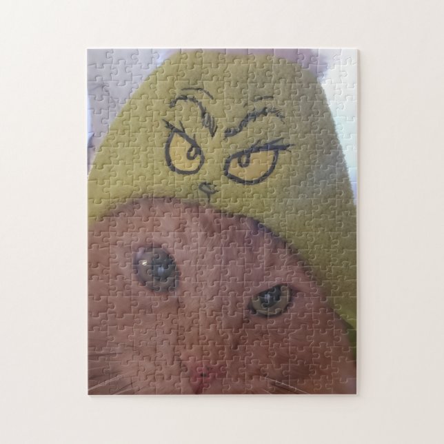 Puzzle Red's Grinchy Christmas (Vertical)