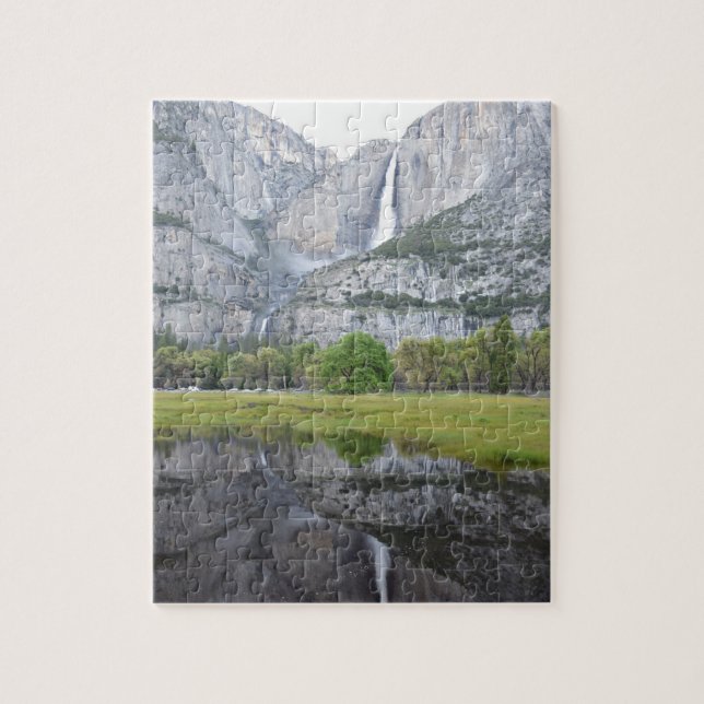 Puzzle Reflexión de caídas yosemitas - 8x10 - 110 pcs. (Vertical)