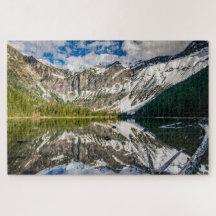 Reflexión en el lago Avalanche