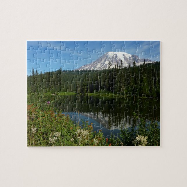 Puzzle Reflexión sobre el lago Mount Rainier con flores s (Horizontal)