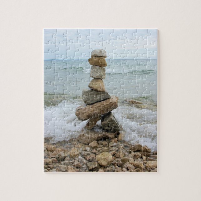 Puzzle Rock Cairn cerca del lago - 8x10 - 110 pcs (Vertical)