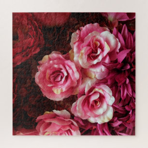 Puzzle rosas rosas rojas: fondo de tela.