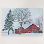Puzzle Rústico paisaje de granjas de nieve de invierno en<br><div class="desc">Este magnífico rompecabezas de rompecabezas de invierno presenta un rústico granero rojo cubierto de nieve. #granja #granero #paisaje #invierno #nieve #viaje de aventura #rompecabezas #jigsawpuzzle #gifts #stockStuffers #juegos #paisaje</div>