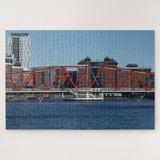 Puzzle Salford hace muelles en los muelles de Manchester. (Horizontal)