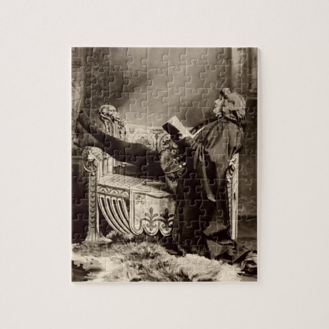Puzzle Sarah Bernhardt (1844-1923) como Hamlet en el 1899 (Vertical)
