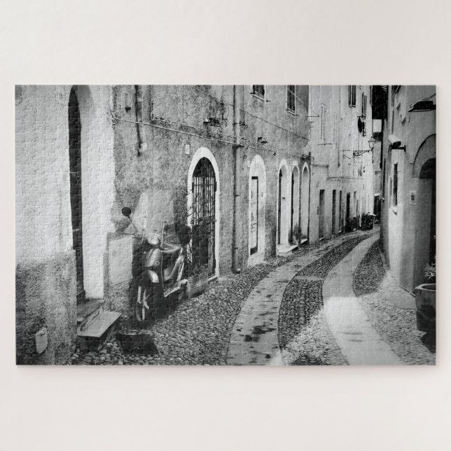 Puzzle Scooter en una calle de Italia en blanco y negro (Horizontal)