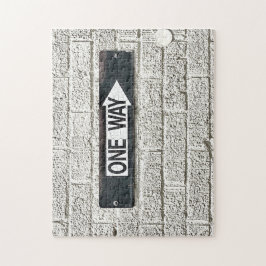 Puzzle Señal de tráfico de flecha de UN SENTIDO en pared