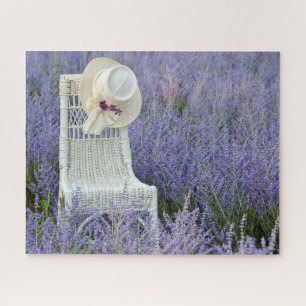 Puzzle silla de mimbre en el campo Sage ruso