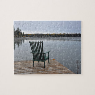 Puzzle Silla vieja por lago