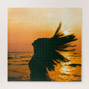 Puzzle Silueta chica, puesta de sol en el mar, libertad.
