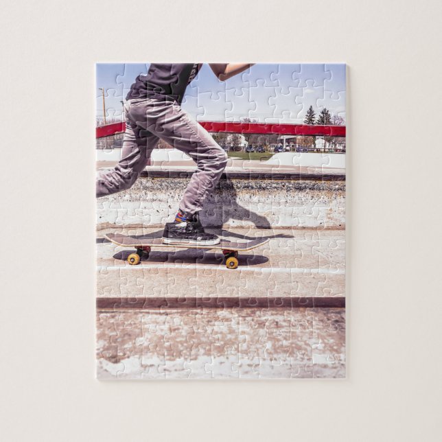 Puzzle Skater (Vertical)