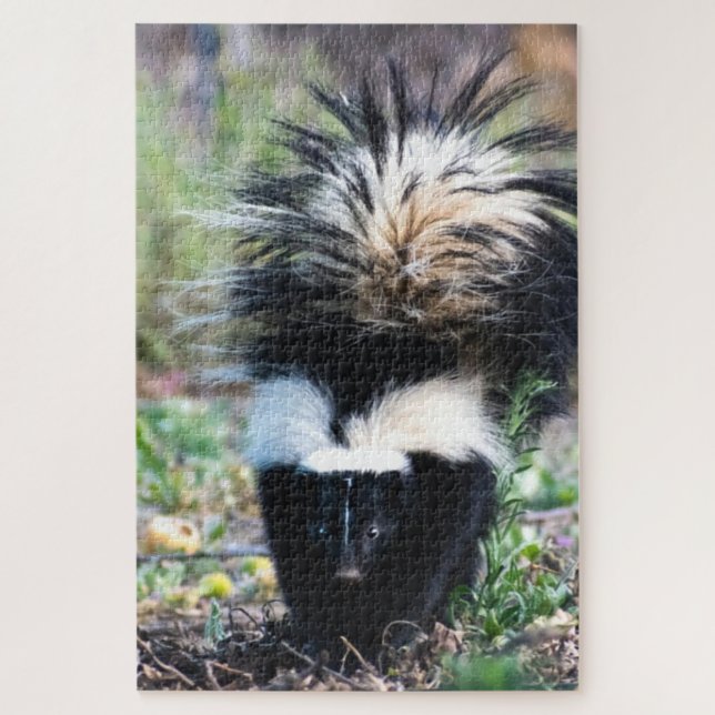 Puzzle Skunk Black and White (Vertical)