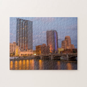 Puzzle Skyline At Dusk, En El Gran Río 2