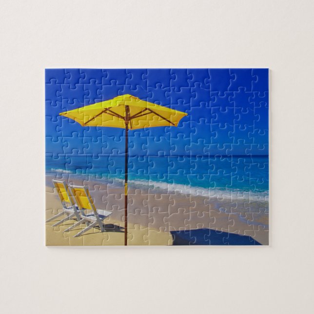 Puzzle Sombrilla de playa amarilla y sillas en impecable (Horizontal)
