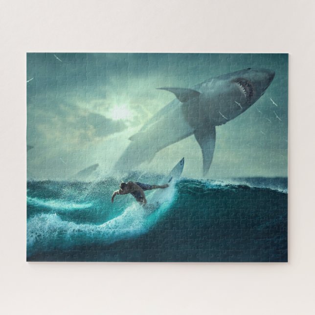 Puzzle Sorprendente surfista con tiburones (Horizontal)