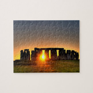 Puzzle Stonehenge en el amanecer del pleno verano