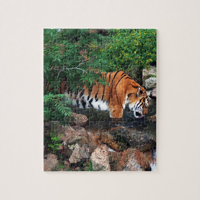 Puzzle Tigre de bebida de otoño (Vertical)
