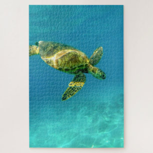 Puzzle Tortuga marina nadando en agua oceánica turquesa