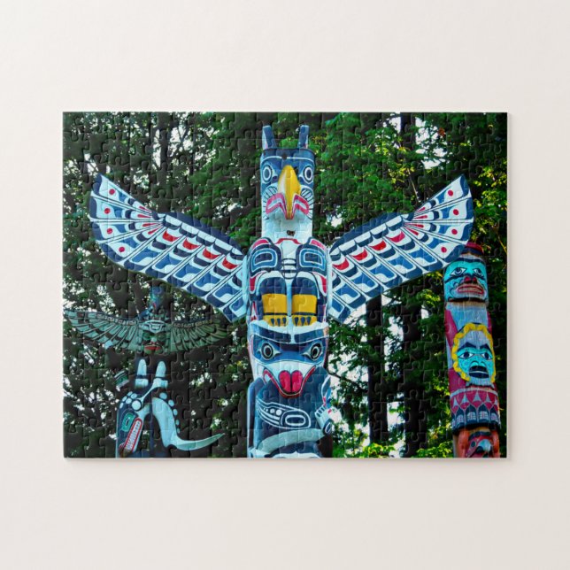 Puzzle Totem Pole Vancouver. (Horizontal)