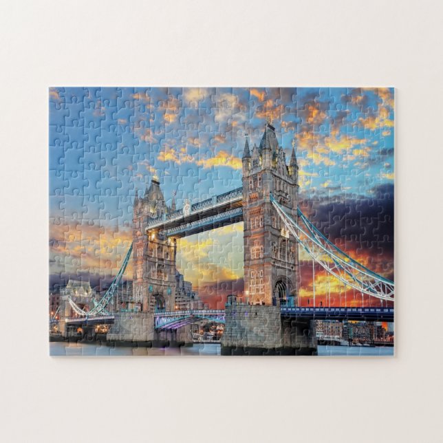 Puzzle Tower Bridge London. (Horizontal)