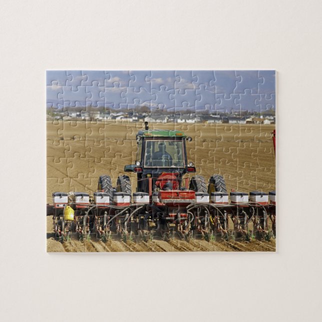 Puzzle Tractor tirando una sembradora de maíz para semill (Horizontal)