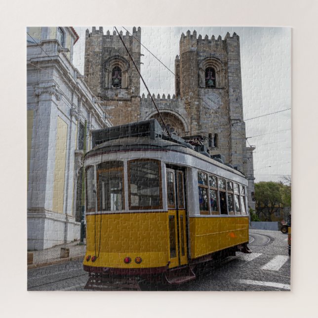 Puzzle Tranvía amarillo en la Catedral de Lisboa en Portu (Vertical)