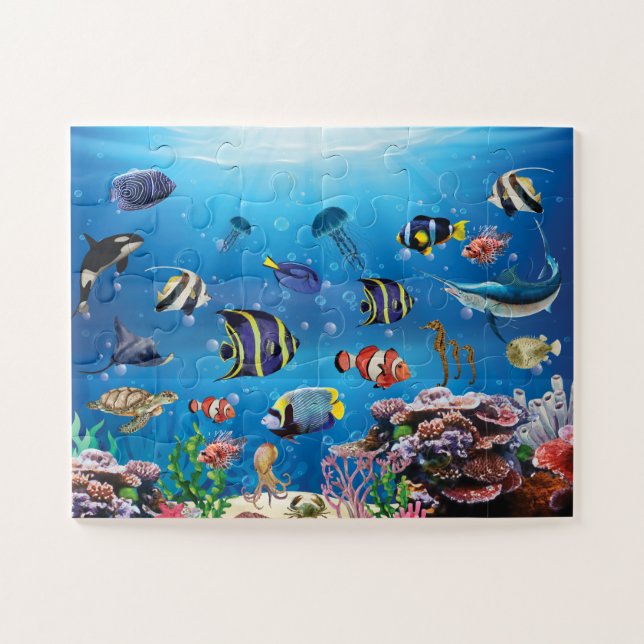 Puzzle Tropical Fish swimming Seabed (Horizontal)