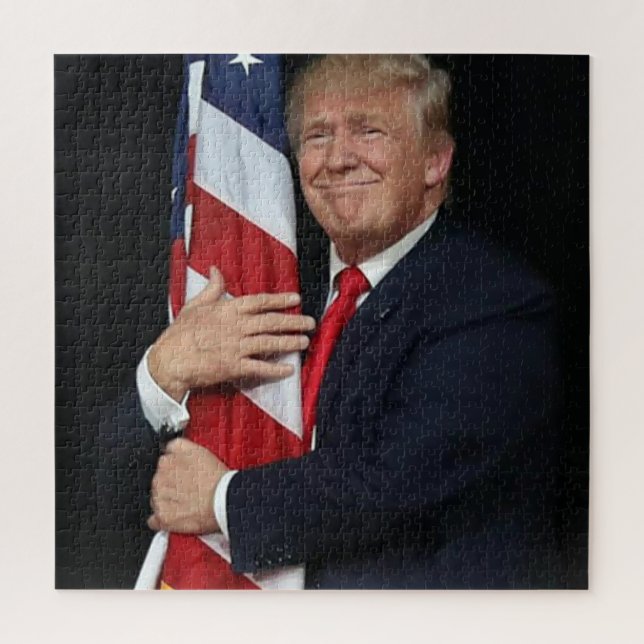 Puzzle Trump abrazando la bandera estadounidense (Vertical)
