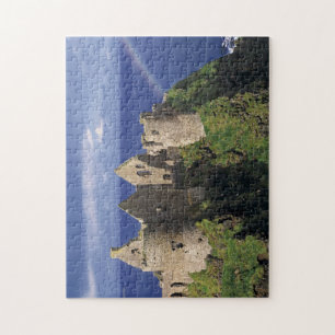 Puzzle Un arcoíris golpea el castillo medieval de Dunluce