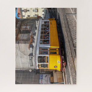 Puzzle Un icónico tranvía amarillo, Lisboa, Portugal