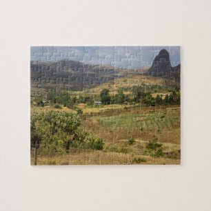 Puzzle Una gran vista panorámica de una gran montaña roco