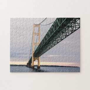 Puzzle Una vista del puente de Mackinac desde el lago Mic