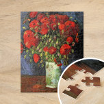 Puzzle Vase con los pipetas rojos | Vincent van Gogh<br><div class="desc">Vase con Red Poppies de Vincent van Gogh es una fascinante pintura de vida muerta que destaca el uso vibrante del artista del color y el trabajo expresivo. El cuadro presenta un simple jarrón de tierra lleno de ampulosas amapolas crimson, colocadas sobre un fondo mullido y texturado. El contraste entre...</div>