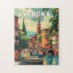 Puzzle Verona Italia Viaje de arte<br><div class="desc">Diseño de viaje vectorial retro de Verona. Verona es una ciudad de la región del Véneto,  en el norte de Italia,  con un casco antiguo medieval construido entre el río Adige. Es famosa por ser el escenario de "Romeo y Julieta" de Shakespeare.</div>