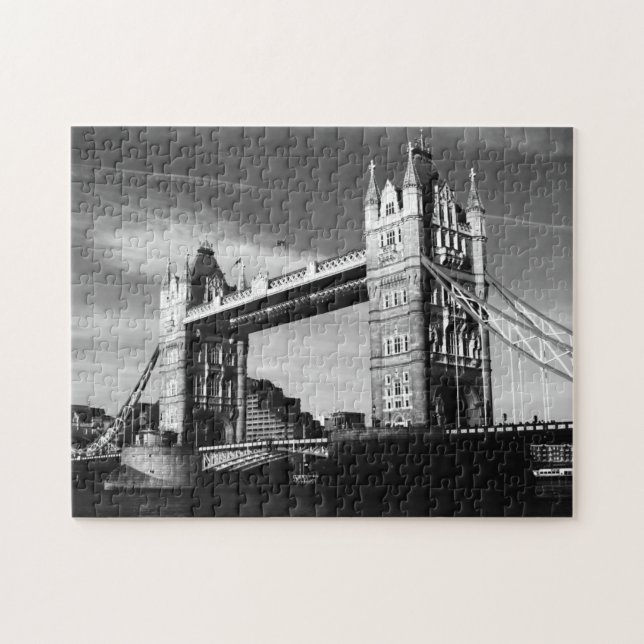 Puzzle Viajes de arte del puente sobre el blanco negro en (Horizontal)