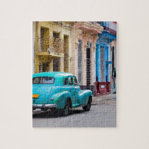 Puzzle Viejos autos en las calles de La Habana