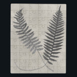 Puzzle Vintage Ferns<br><div class="desc">Ensayo III de Fern Vintage realizado por Vision Studio. Cuenta con dos helechos de aspecto vintage con un fondo antiguo.</div>