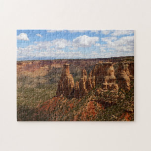Puzzle Vista desde el sendero Canyon Rim en el Monumento