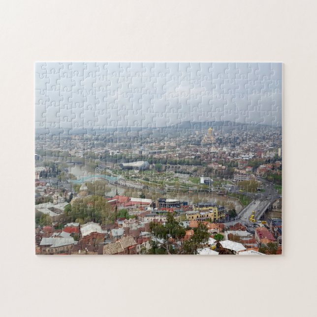 Puzzle Vista panorámica de Tiflis, la capital de Georgia (Horizontal)