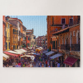 Puzzle Vista panorámica de una calle concurrida en Veneci