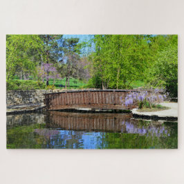 Puzzle Wisteria en flor en el puente de Loose Park