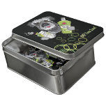 Puzzle Zona horaria GNT de Pluto<br><div class="desc">¡Oh chico! Sesenta piezas de Plutón para que tu caja de pensamiento se cuelgue. Una pequeña y divertida aventura de Plutón que mide tan sólo 8x10 cuando está terminada. Además, es un poco de juego cuando visitas la zona horaria del GNT. Todo viene escondido en una cajita de lata con...</div>